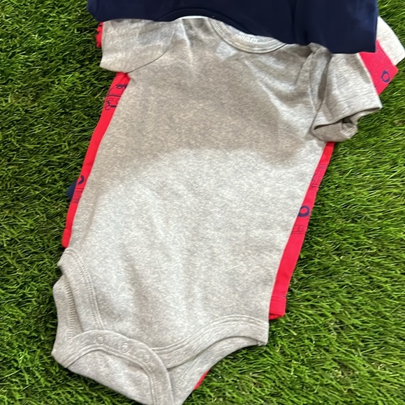 Members Mark 4 piece Bodysuit set - Picture 3 of 5